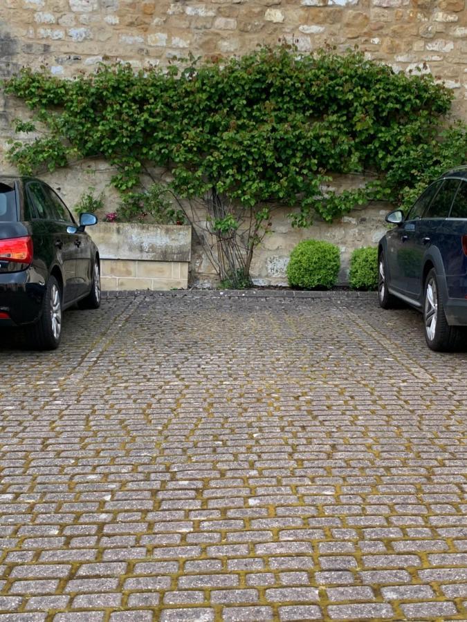 Circus Mews Townhouse:2 Beds:2 En-Suite Baths:Parking:City Centre:Quiet Area מראה חיצוני תמונה