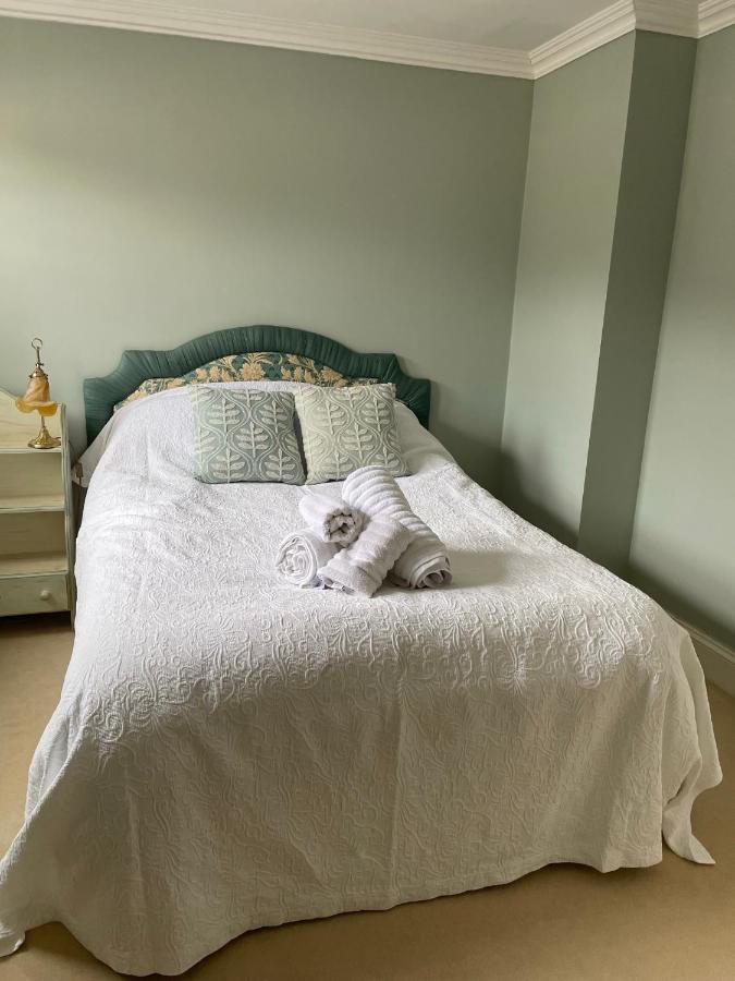 Circus Mews Townhouse:2 Beds:2 En-Suite Baths:Parking:City Centre:Quiet Area מראה חיצוני תמונה